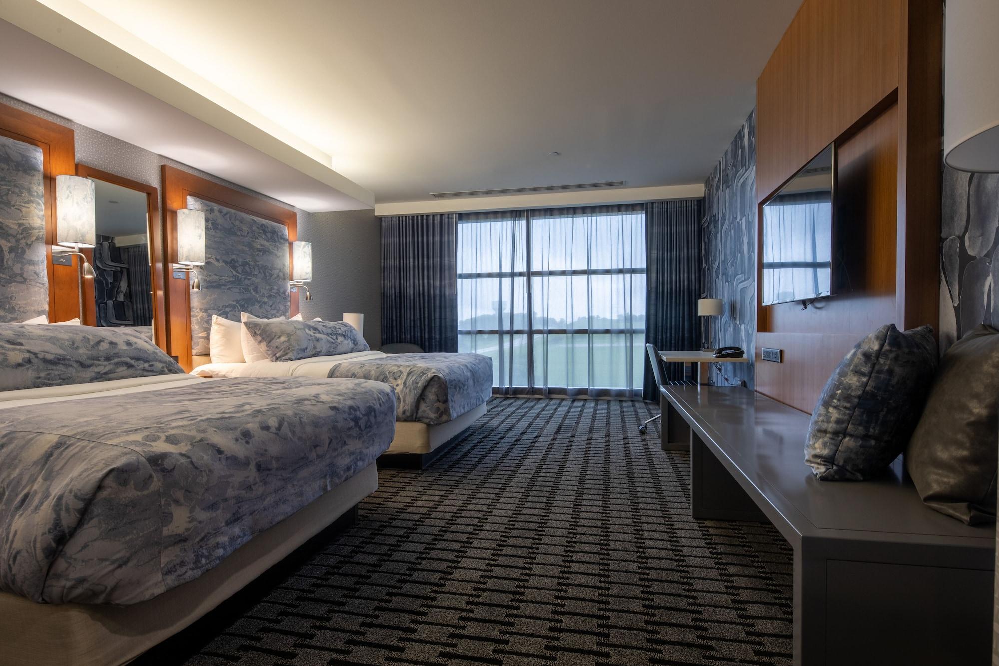 סידר רפידס The Hotel At Kirkwood Center מראה חיצוני תמונה